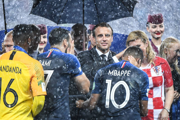 显得尤为重 显得尤为重